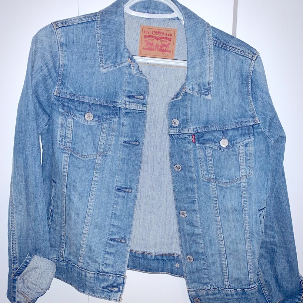 Levi’s denim jacket